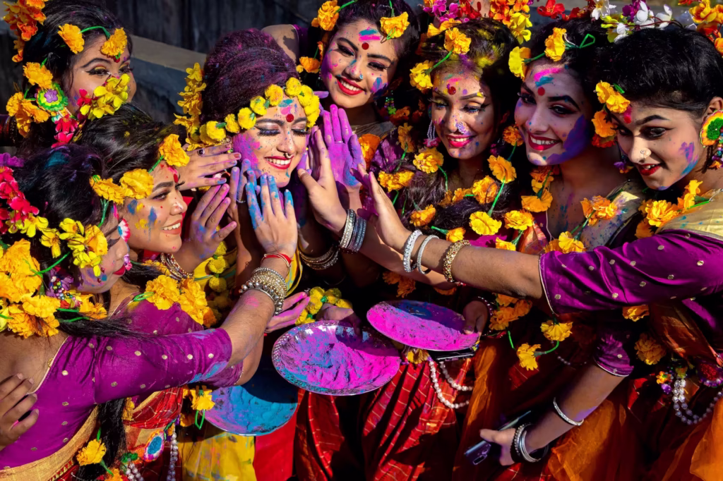 <a target='_blank' href='https://beta.hmvcgallery.com/product/colorful-celebration/'>Joy Saha - Colorful Celebration